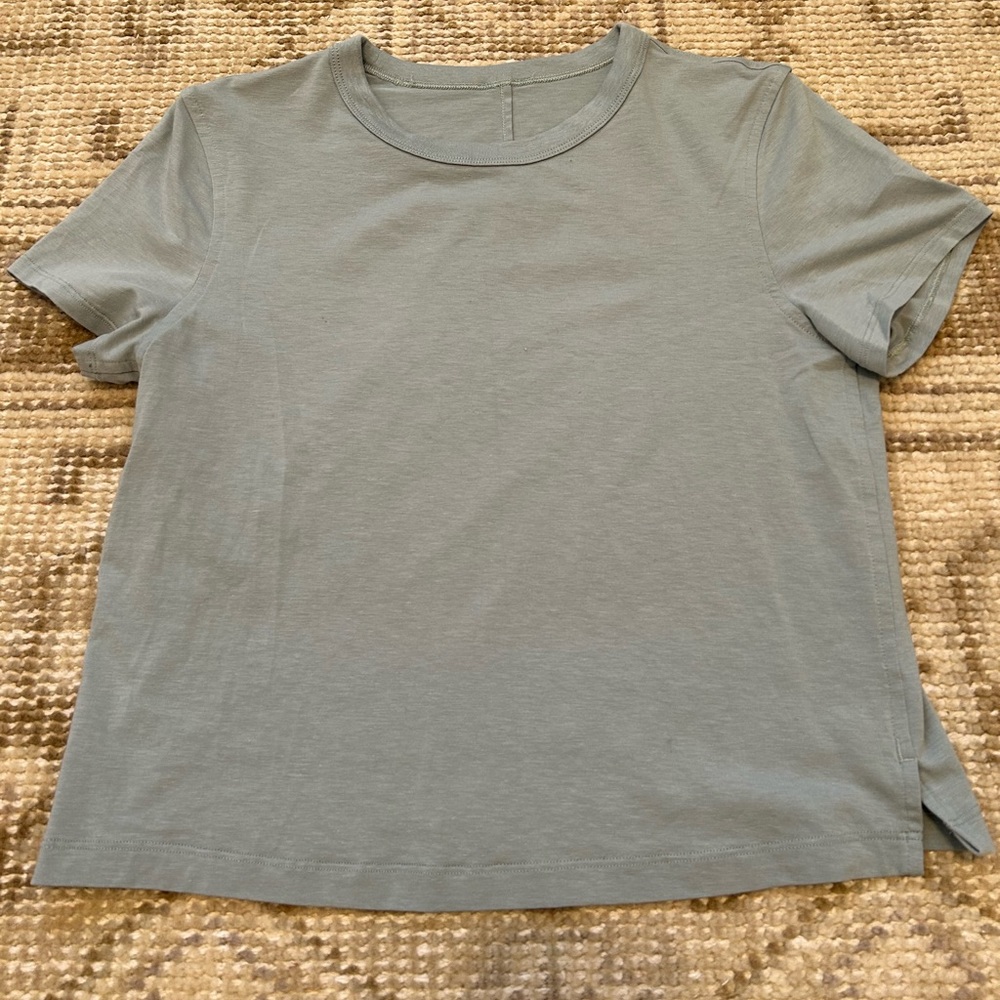 Lululemon Crop Tee